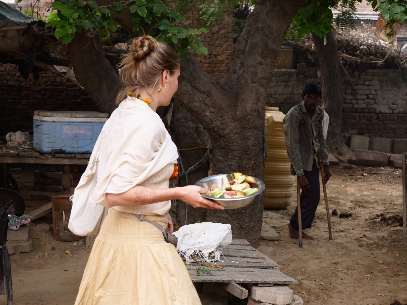  93 Gopashtami Radha kunda Govardhan 19.11.04